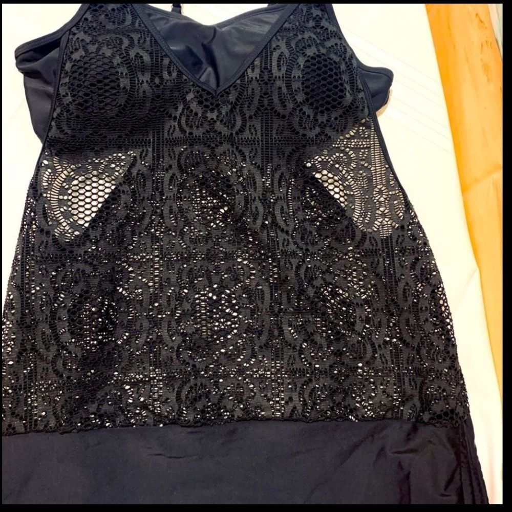 Tank Top with Built in Sports Bra - Picture 15 of 16